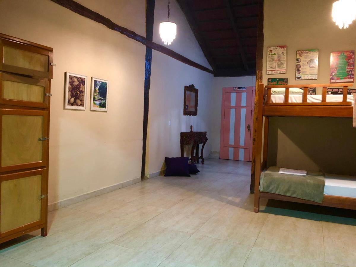 Hostel Rua Direita Pirenópolis Esterno foto